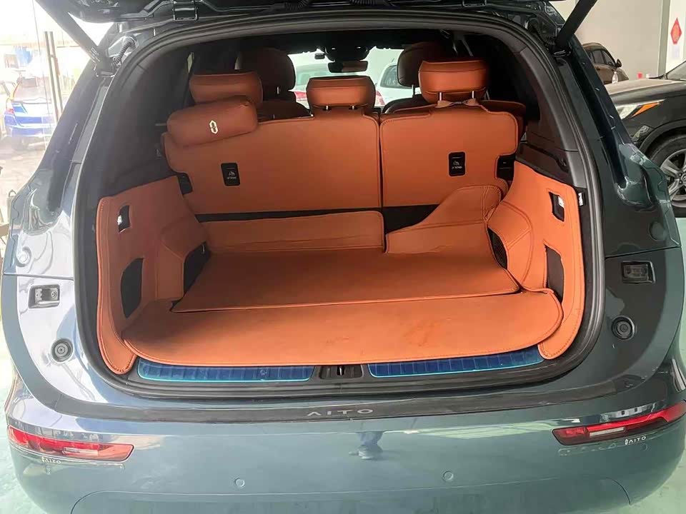 AITO Ask the world M7