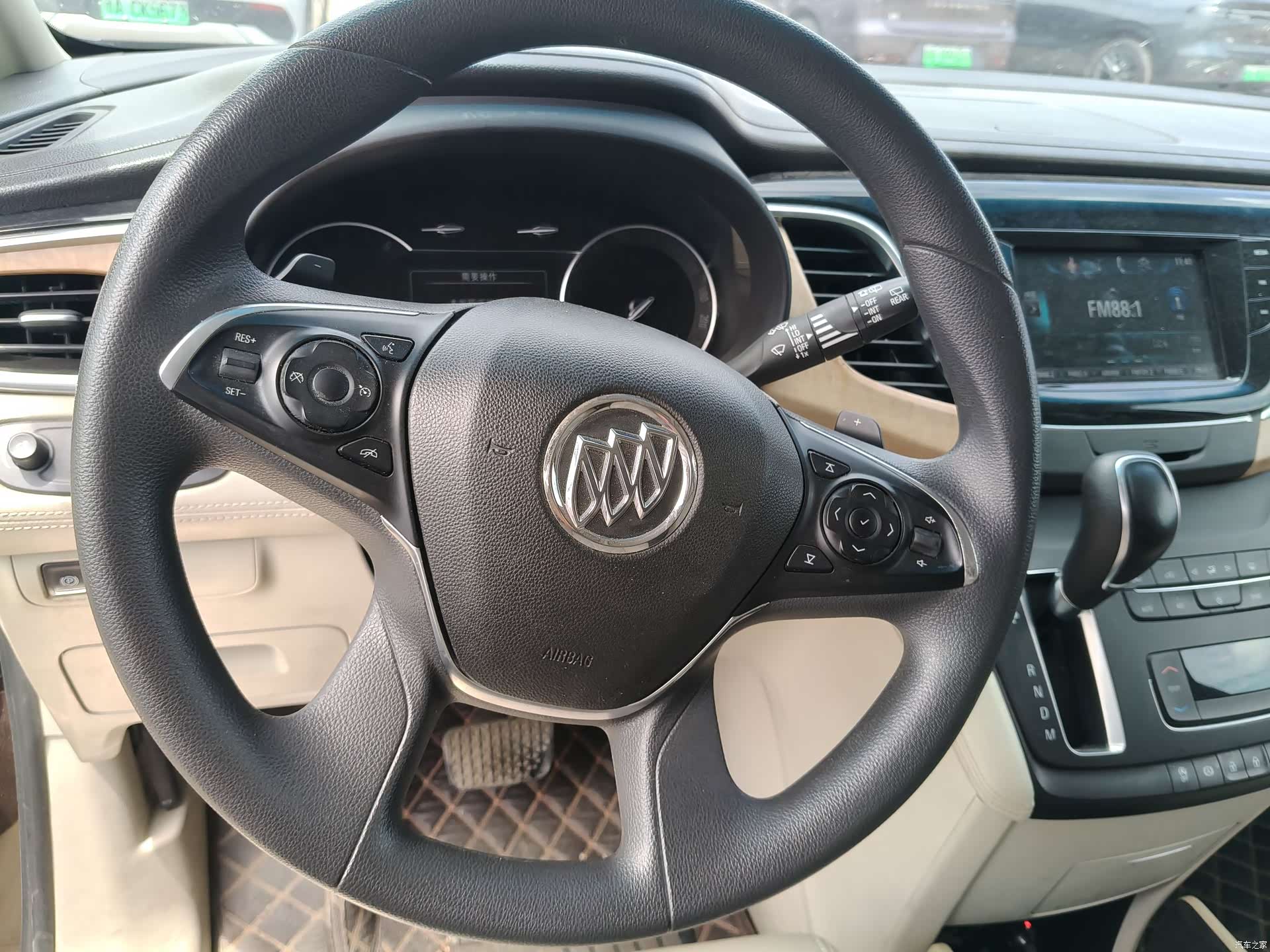 Buick GL8, 2019 все фото