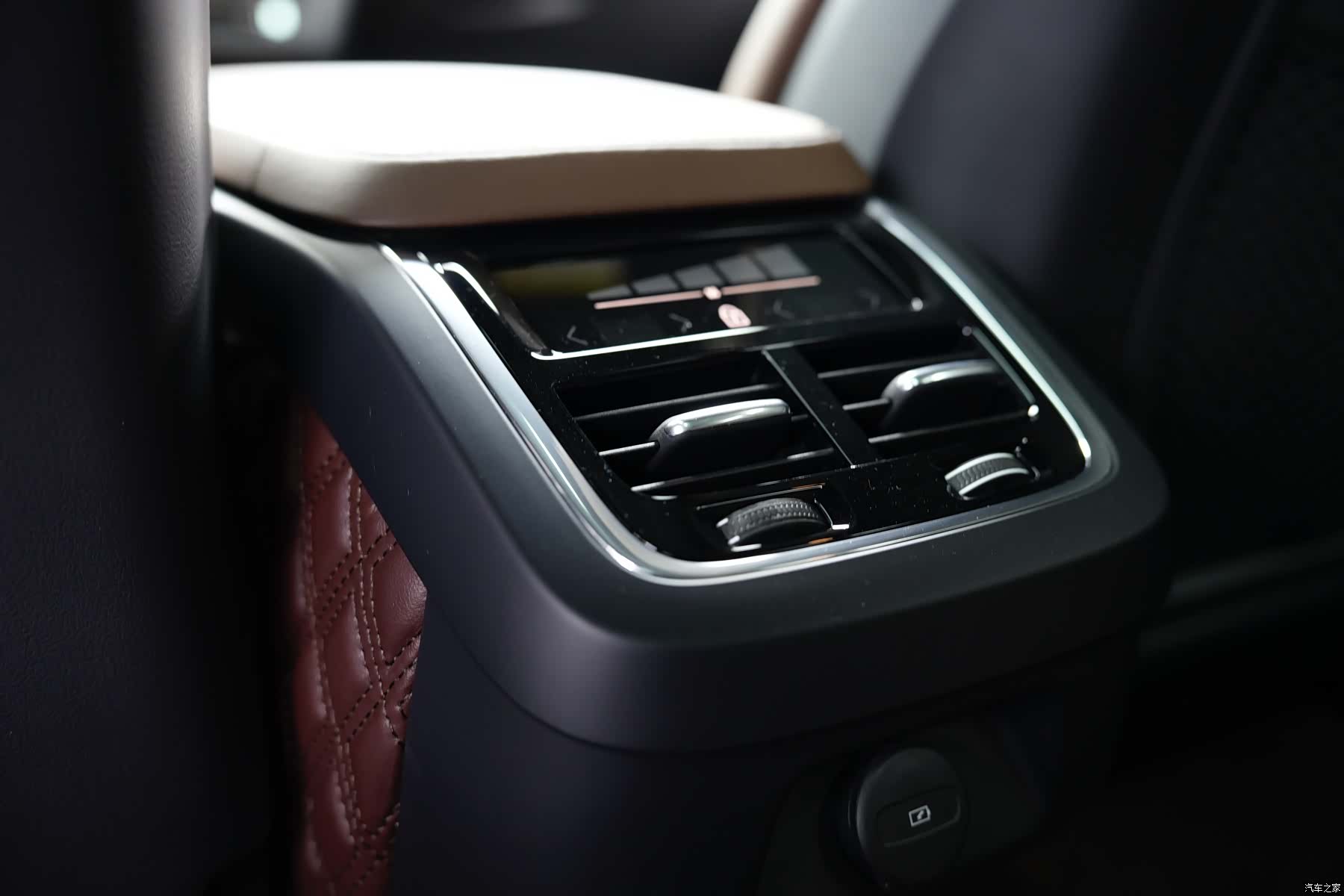 Volvo V90, 2023 22