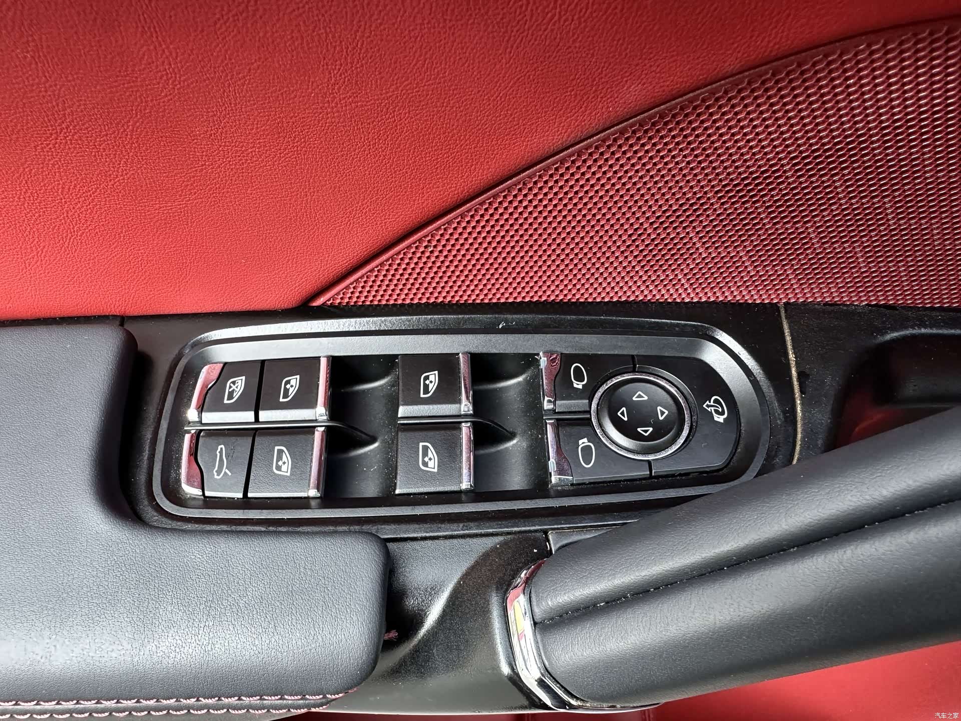Porsche Cayenne, 2012 17