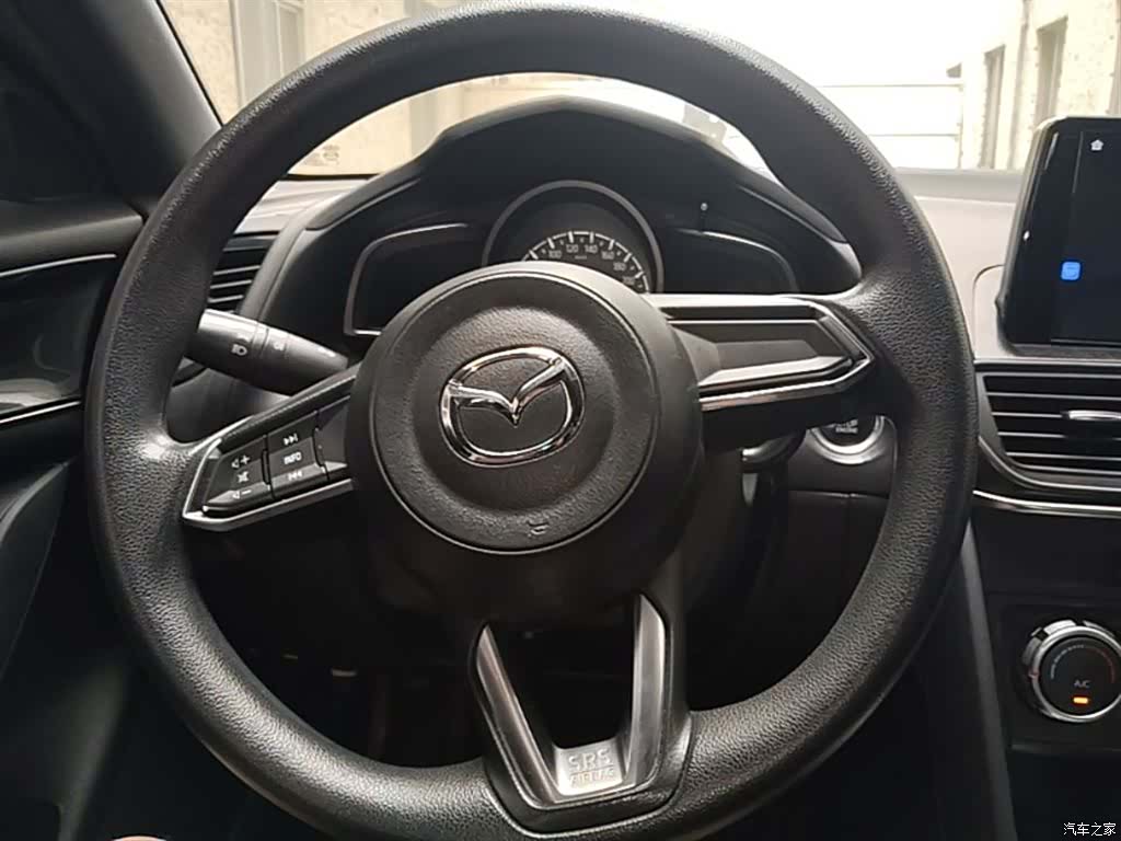 Mazda CX-4, 2020 11