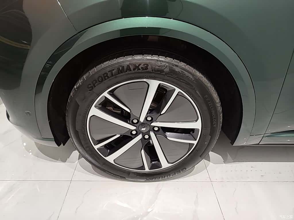 Li Auto L8, 2024 25