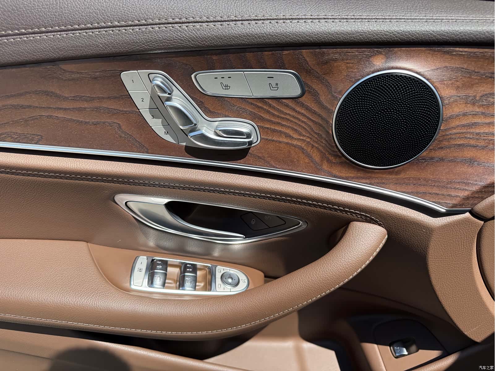 Mercedes-Benz E-Class, 2020 18