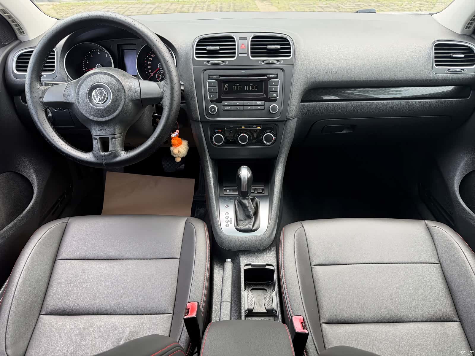 Volkswagen Golf, 2011 6