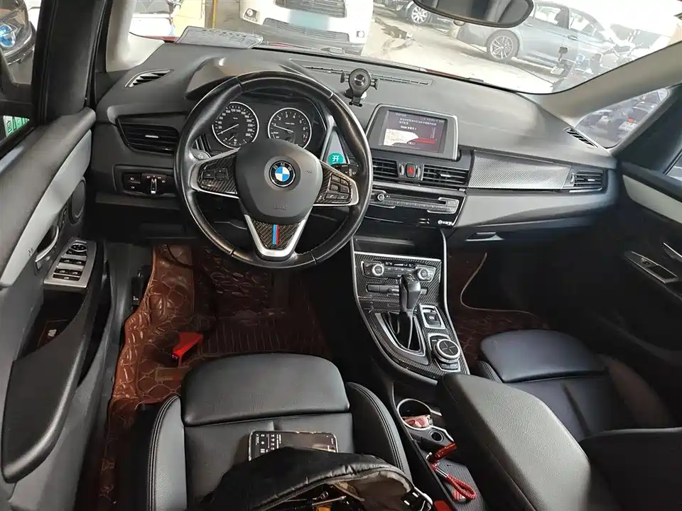 BMW 2 series station wagon