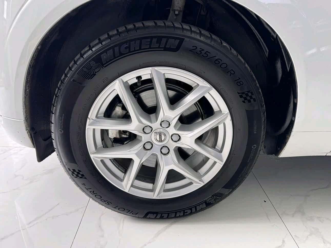 Volvo XC60, 2018 26