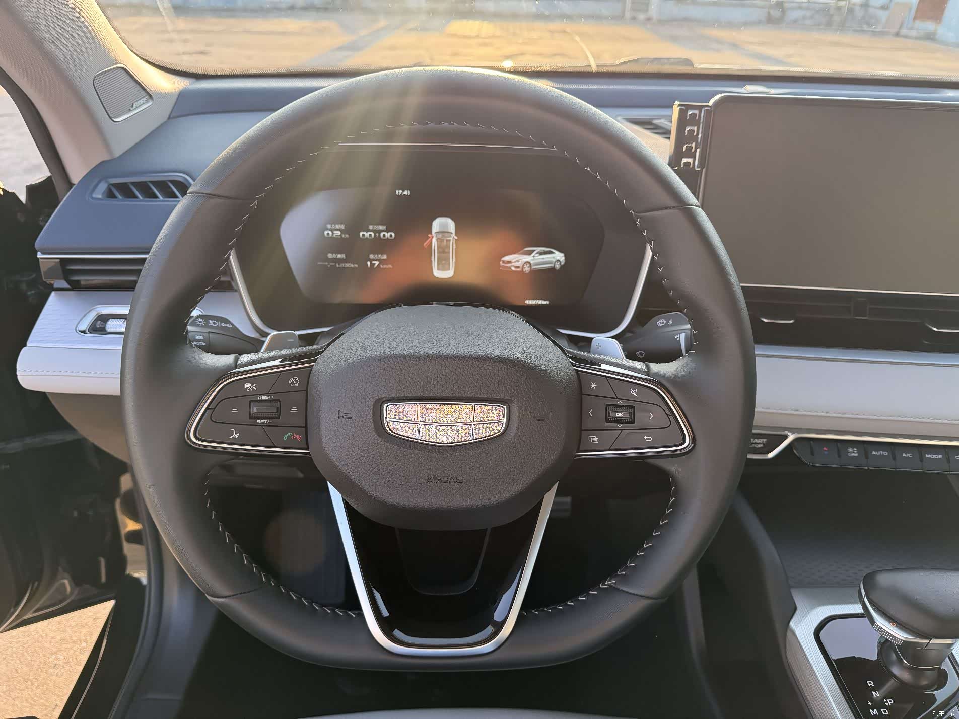 Geely Preface, 2024 9