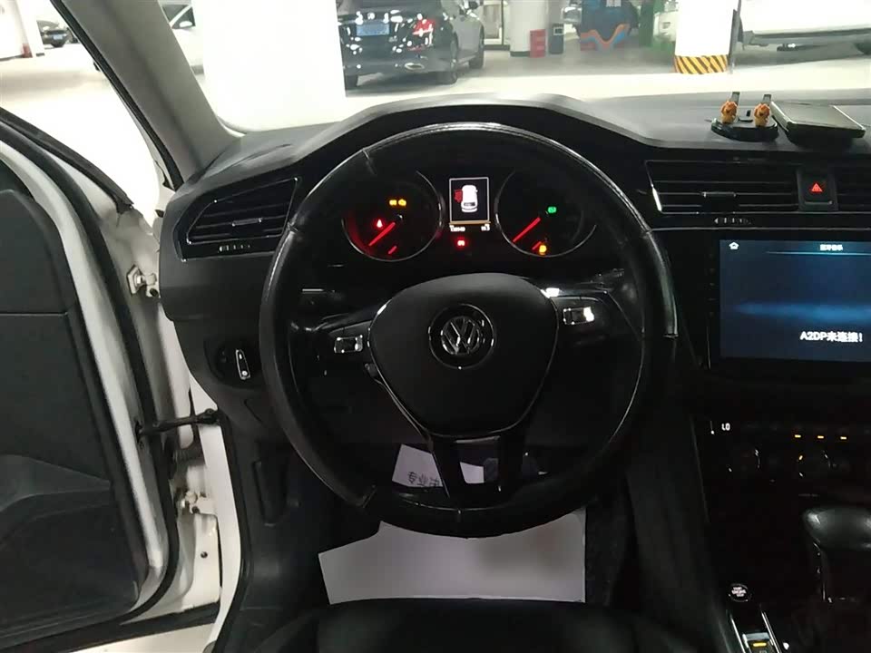 Volkswagen Tiguan L Volkswagen Tiguan L