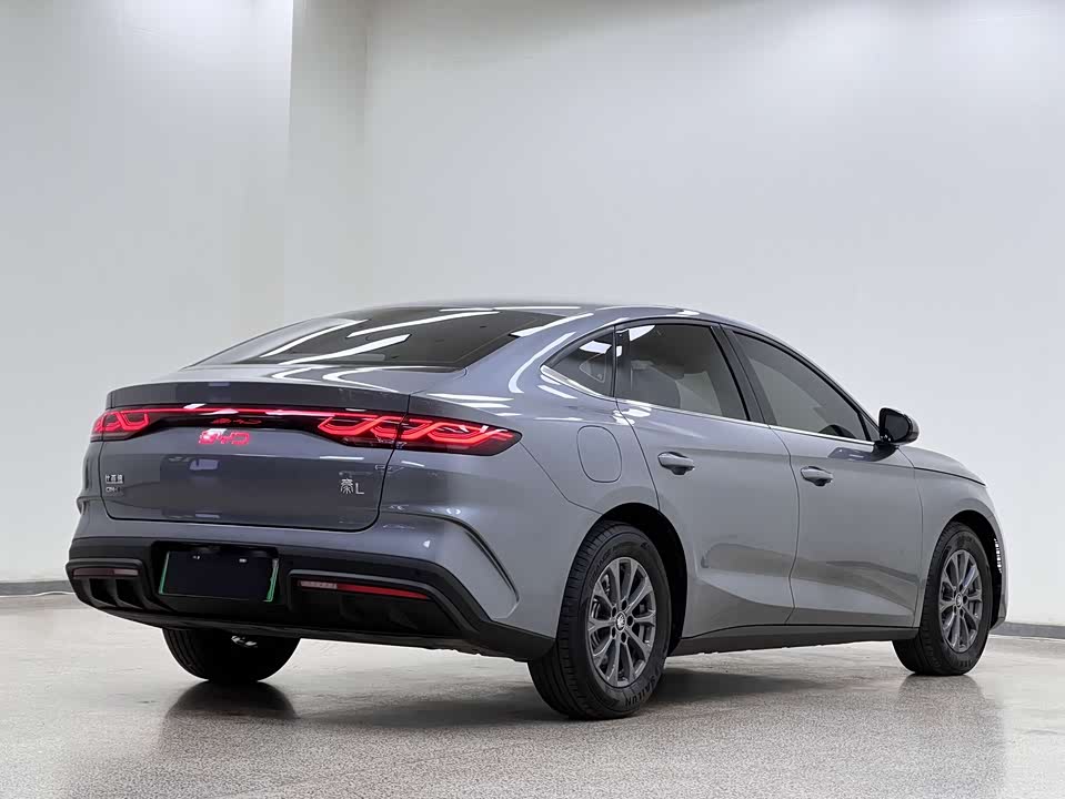 BYD Qin L