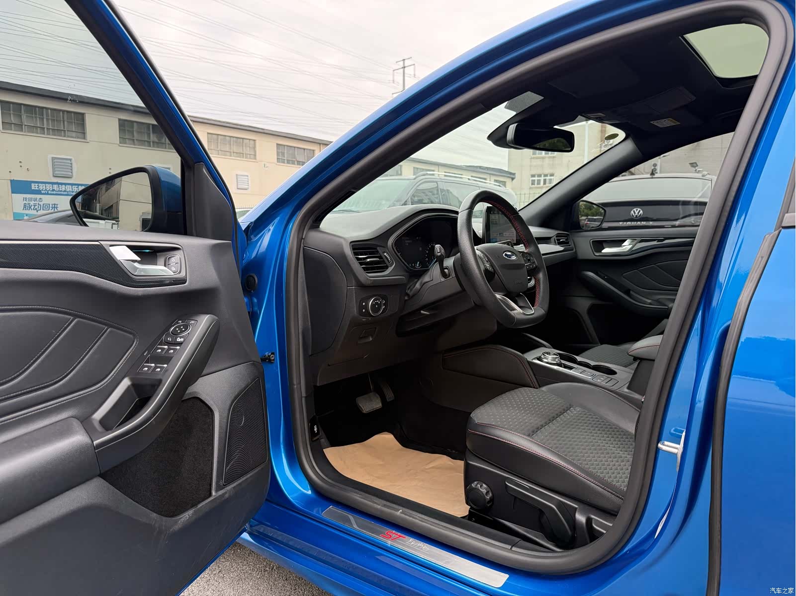 Ford Focus, 2019 11