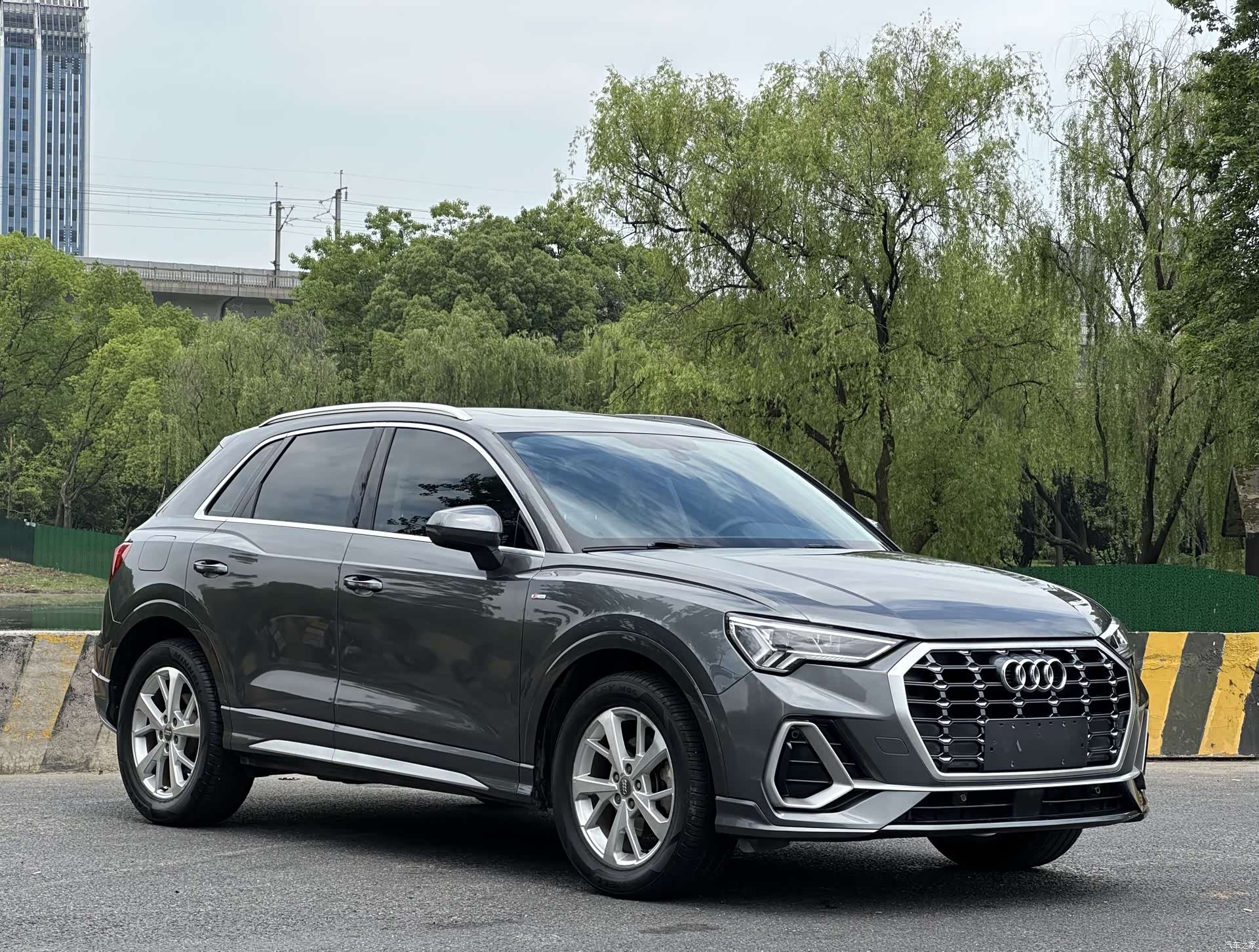 Audi Q3, 2019 3