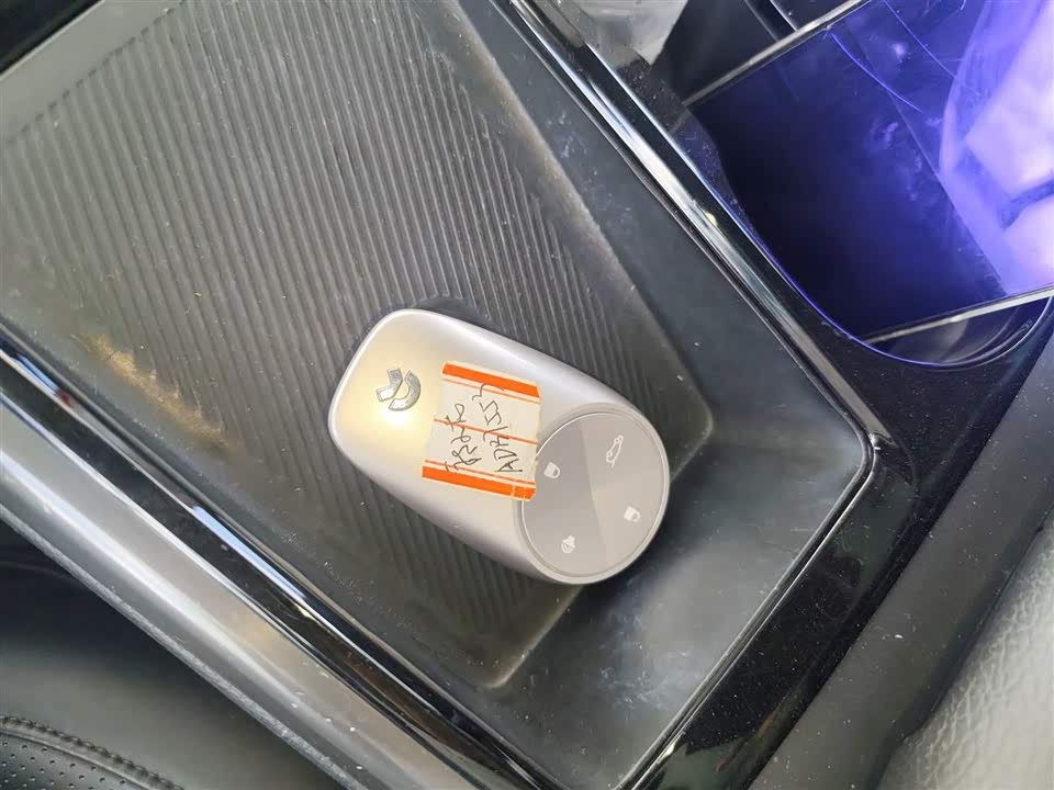 NIO ES8 NIO ES8