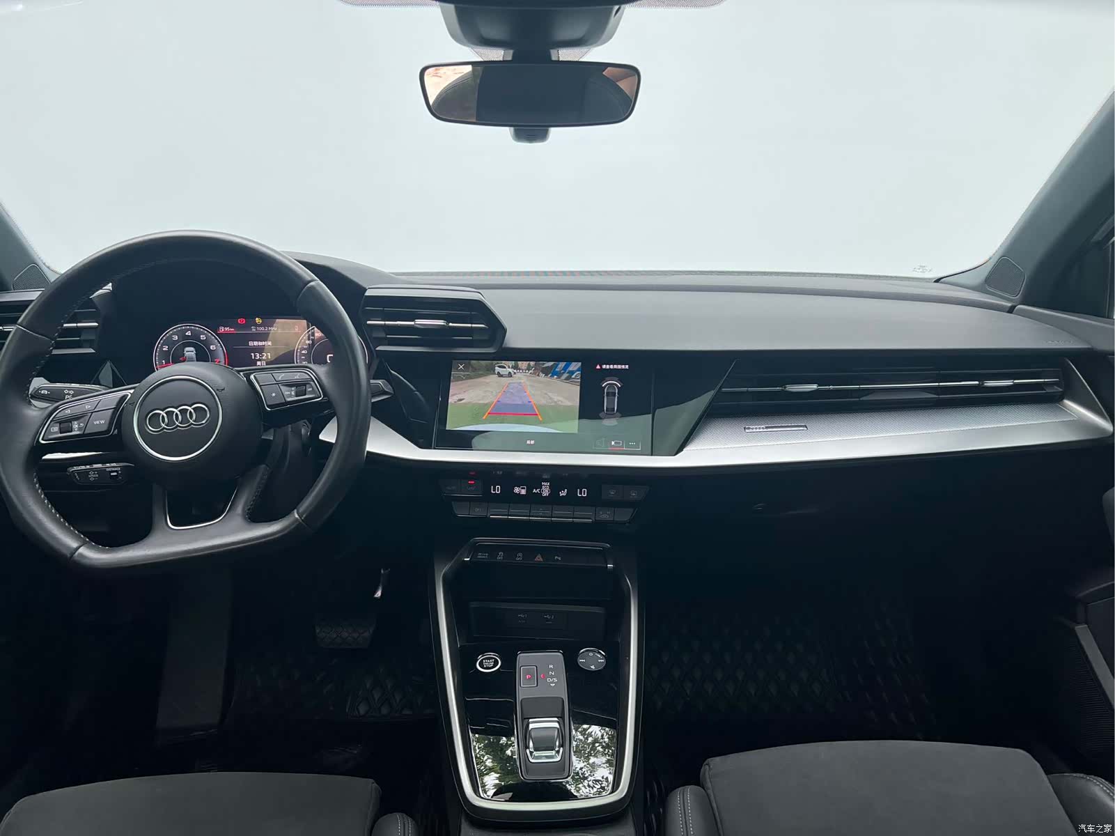 Audi A3, 2022 все фото