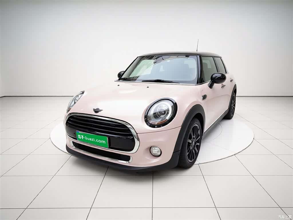 Mini Cooper, 2015 1