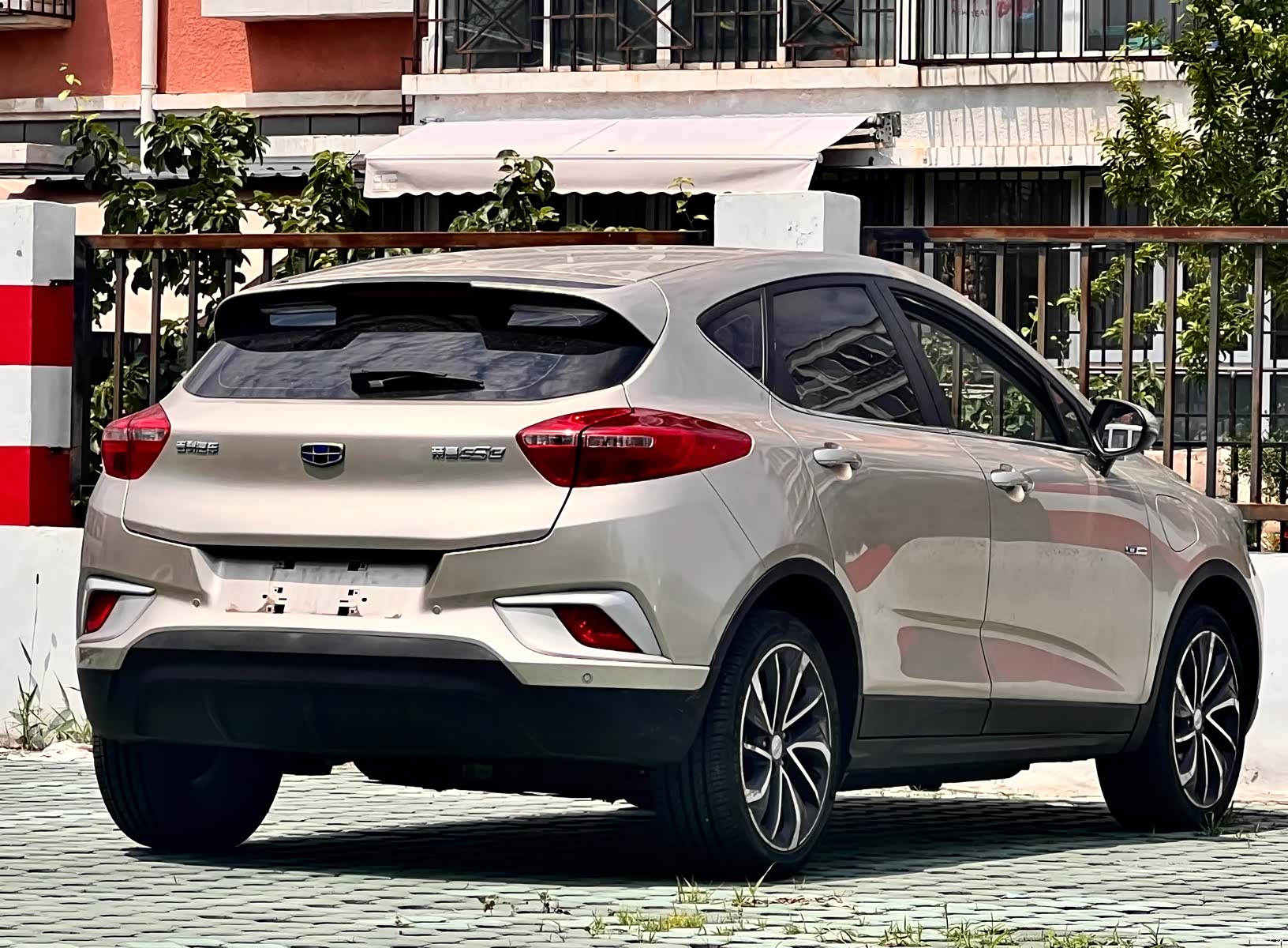 Geely Emgrand, 2018 все фото