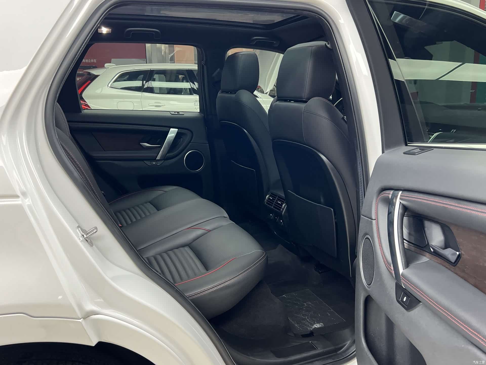Land Rover Discovery, 2021 12