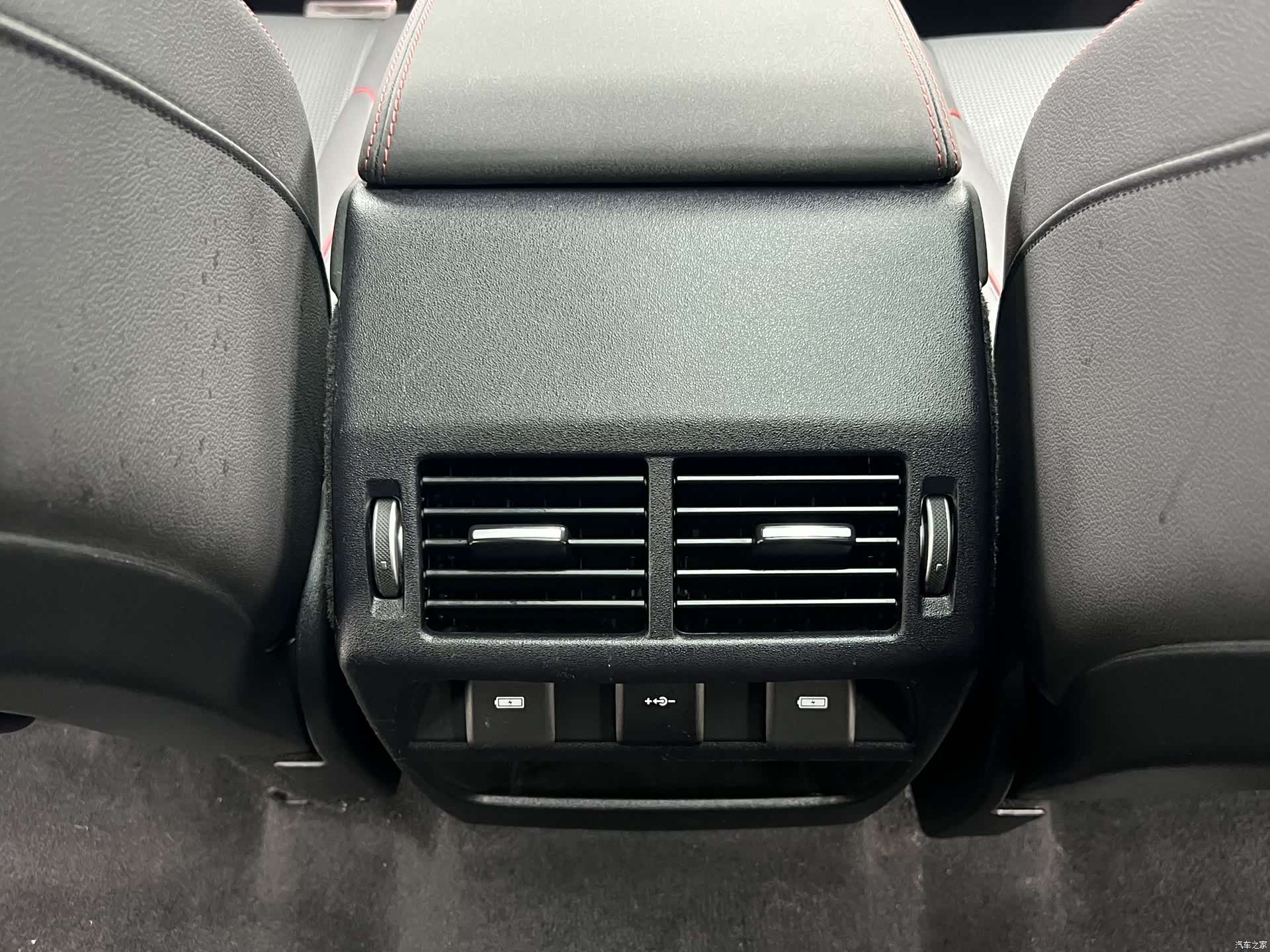 Land Rover Discovery, 2021 13