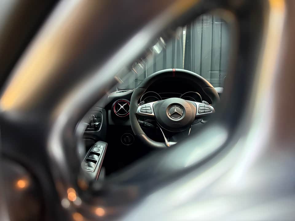 Mercedes-Benz CLA AMG
