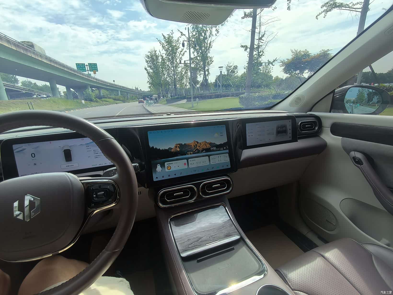 Leapmotor C11, 2022 12