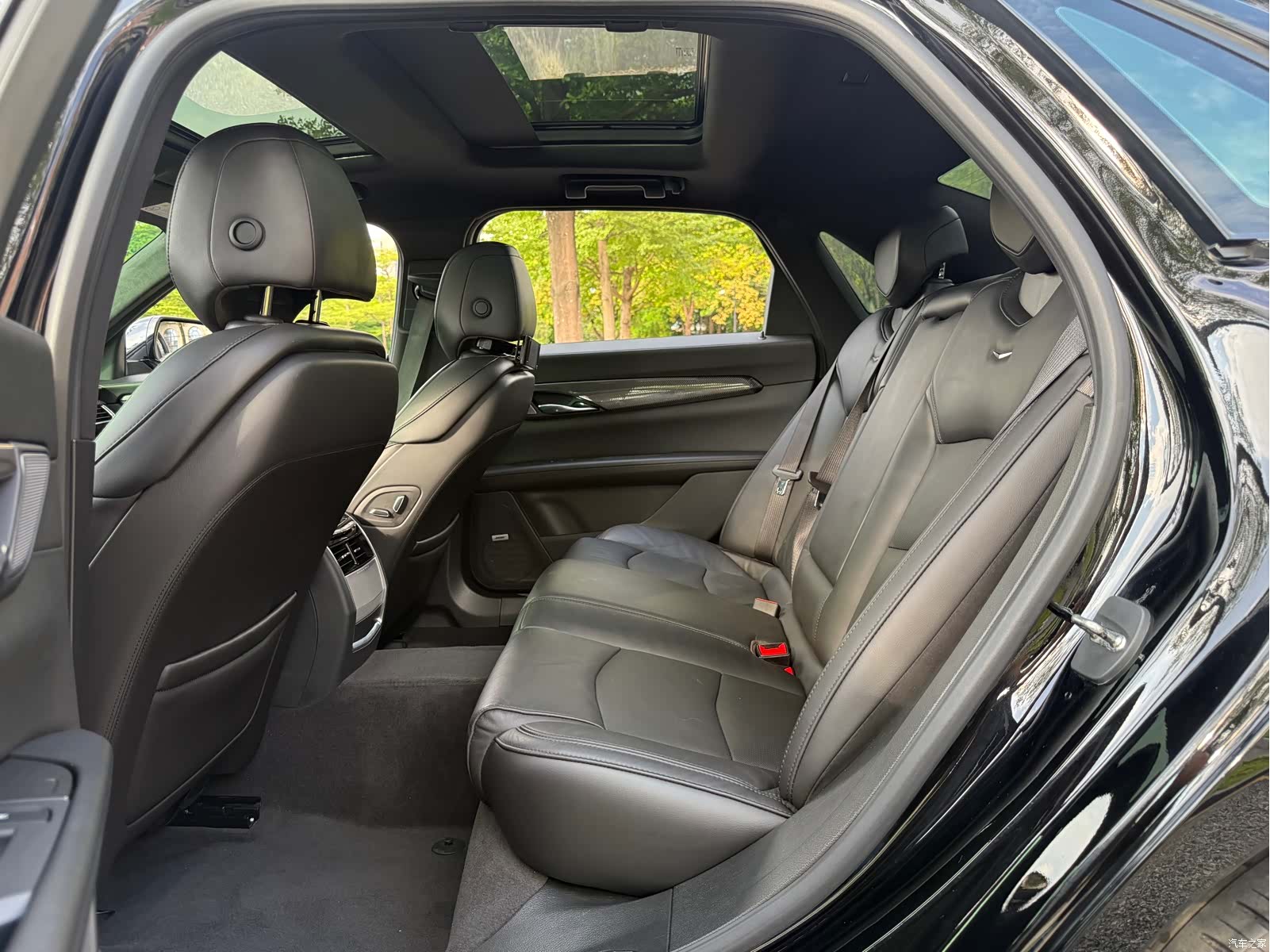 Cadillac CT6, 2021 9
