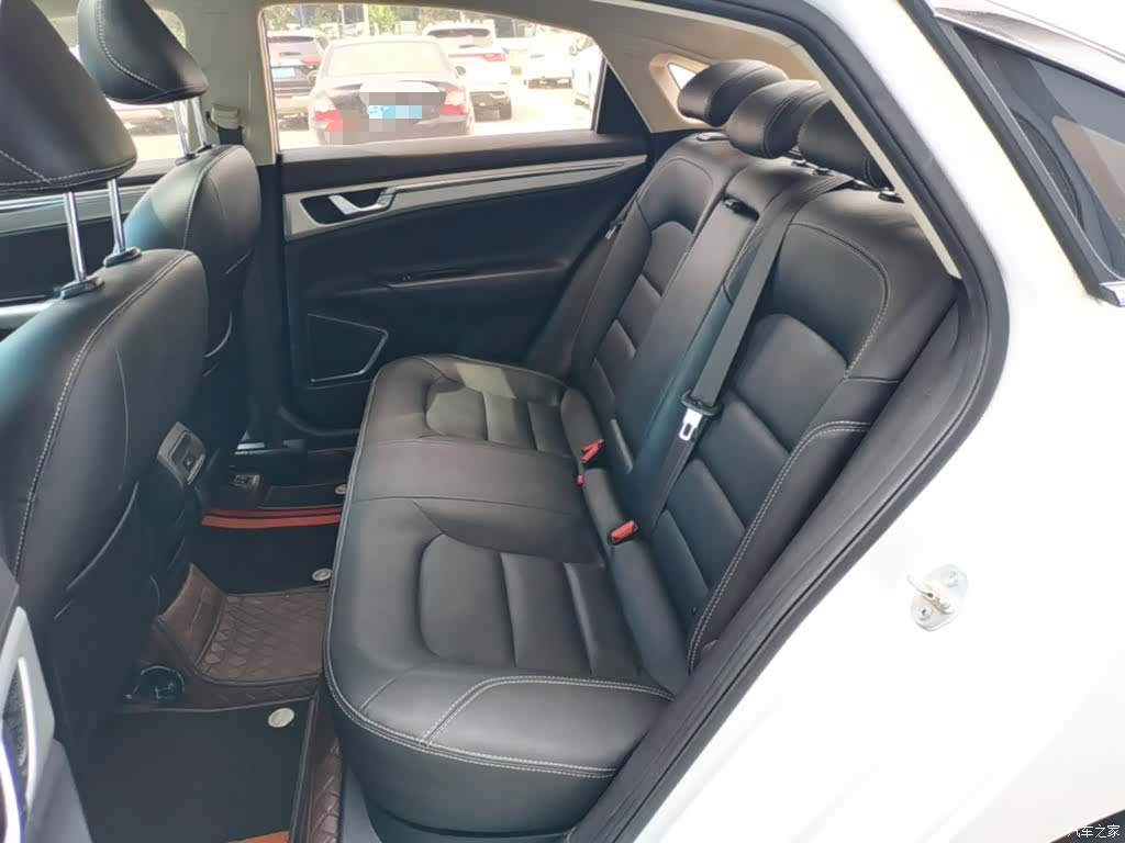 Geely Emgrand, 2017 17