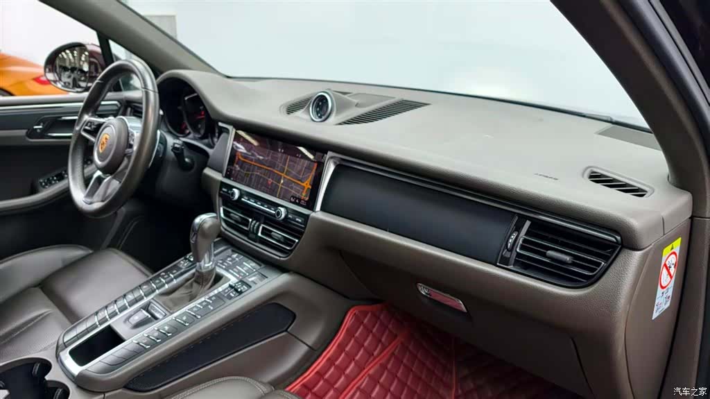 Porsche Macan, 2019 9