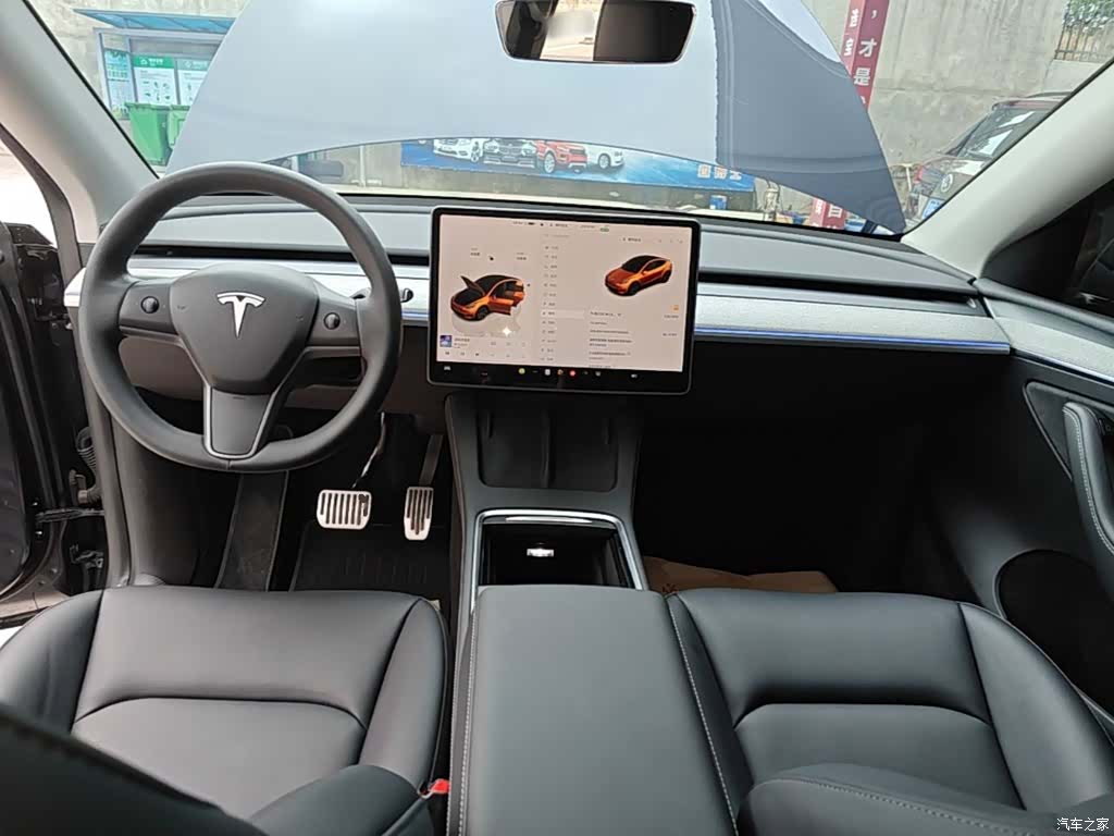 Tesla Model Y, 2024 10