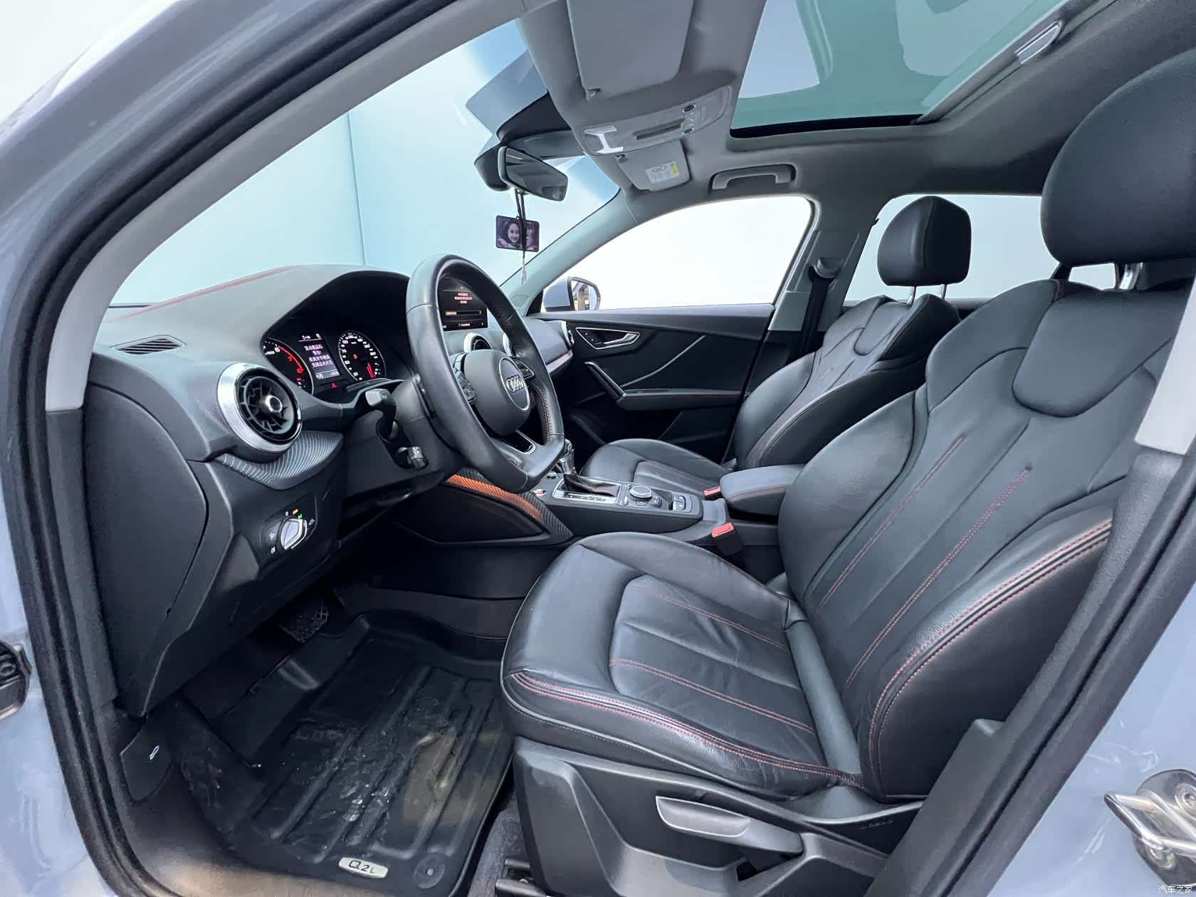 Audi Q2L, 2021 11