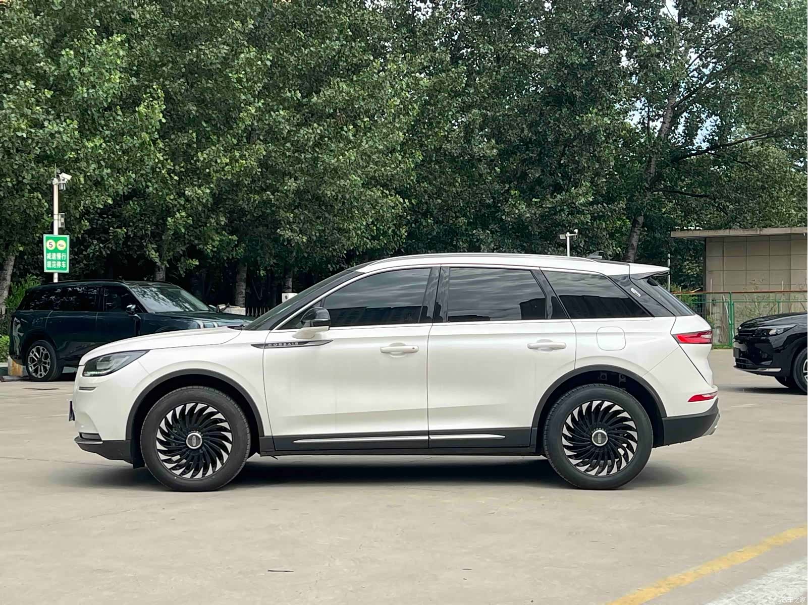Lincoln Corsair, 2020 7