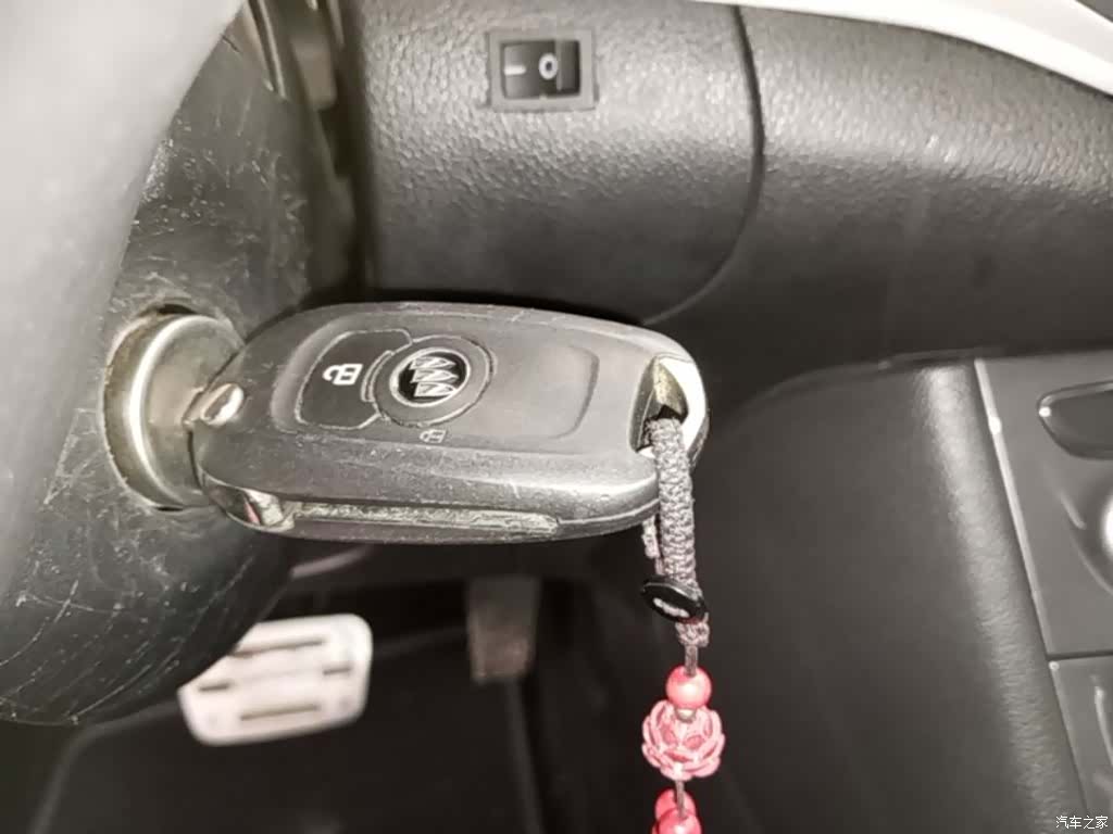Buick Verano, 2016 9