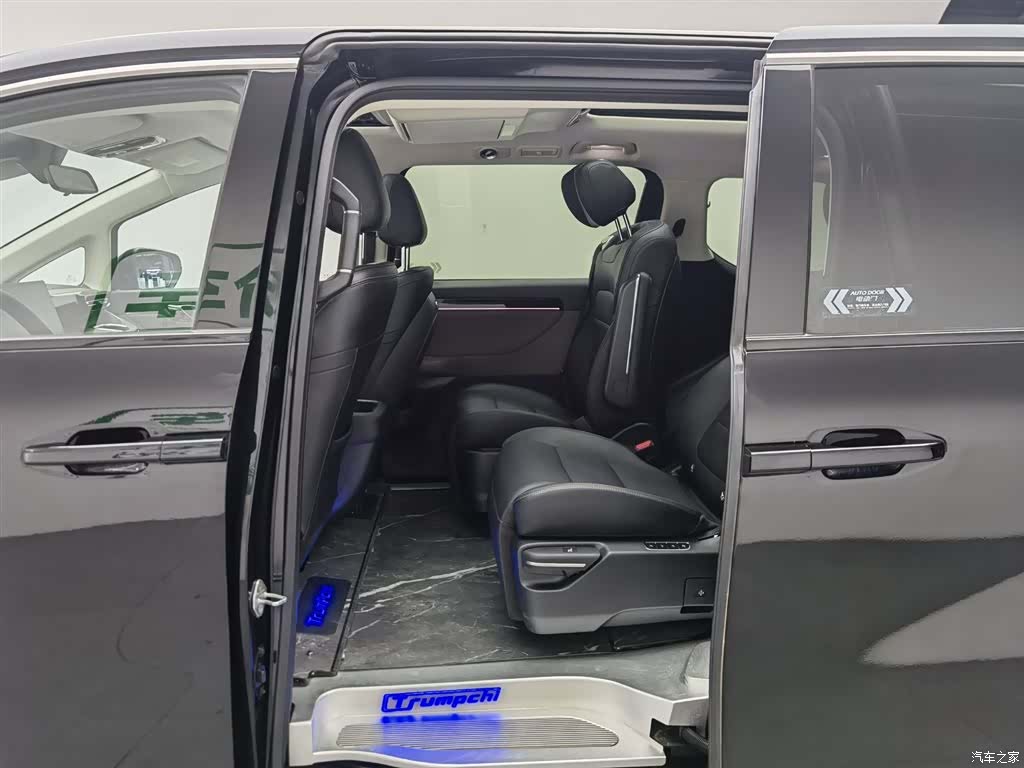 Trumpchi E8, 2024 15
