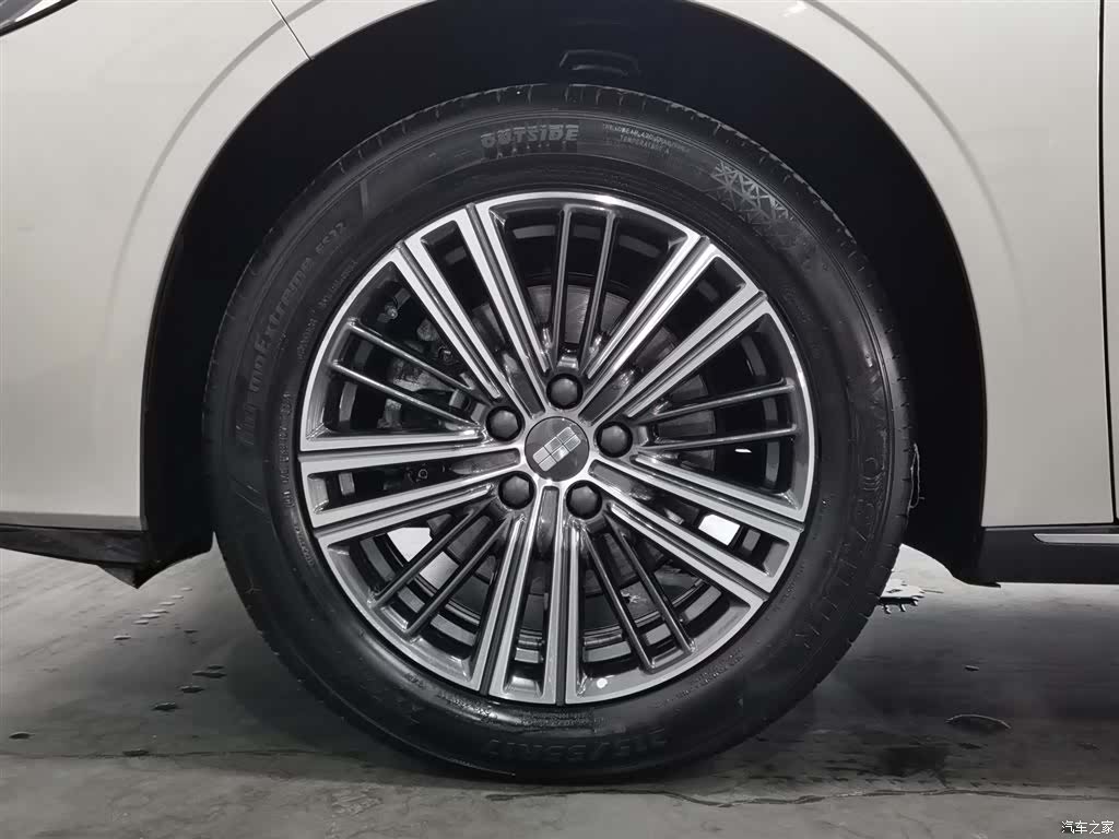 Geely 6, 2026 17