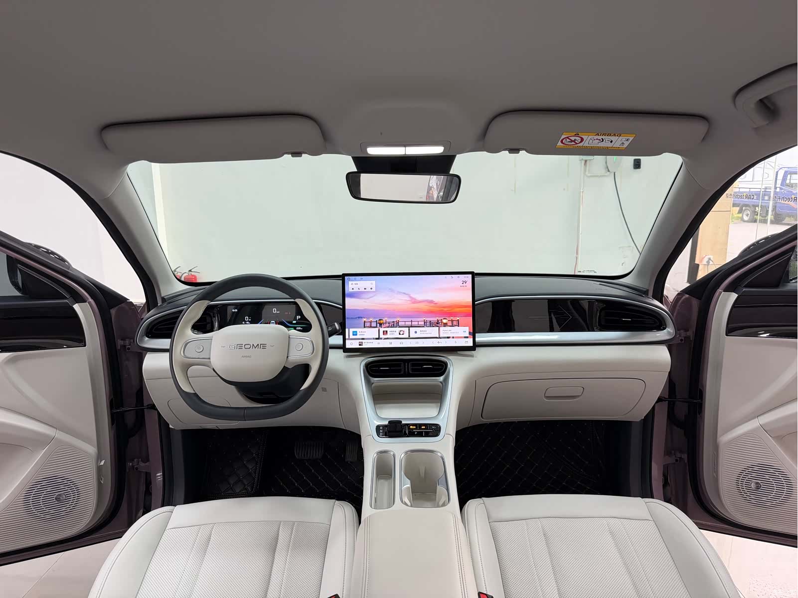 Geely Xingyuan, 2025 6