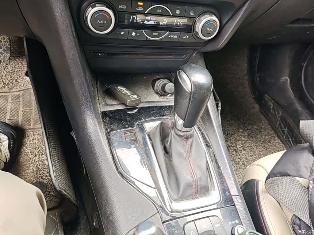 Mazda Mazda3, 2014 14