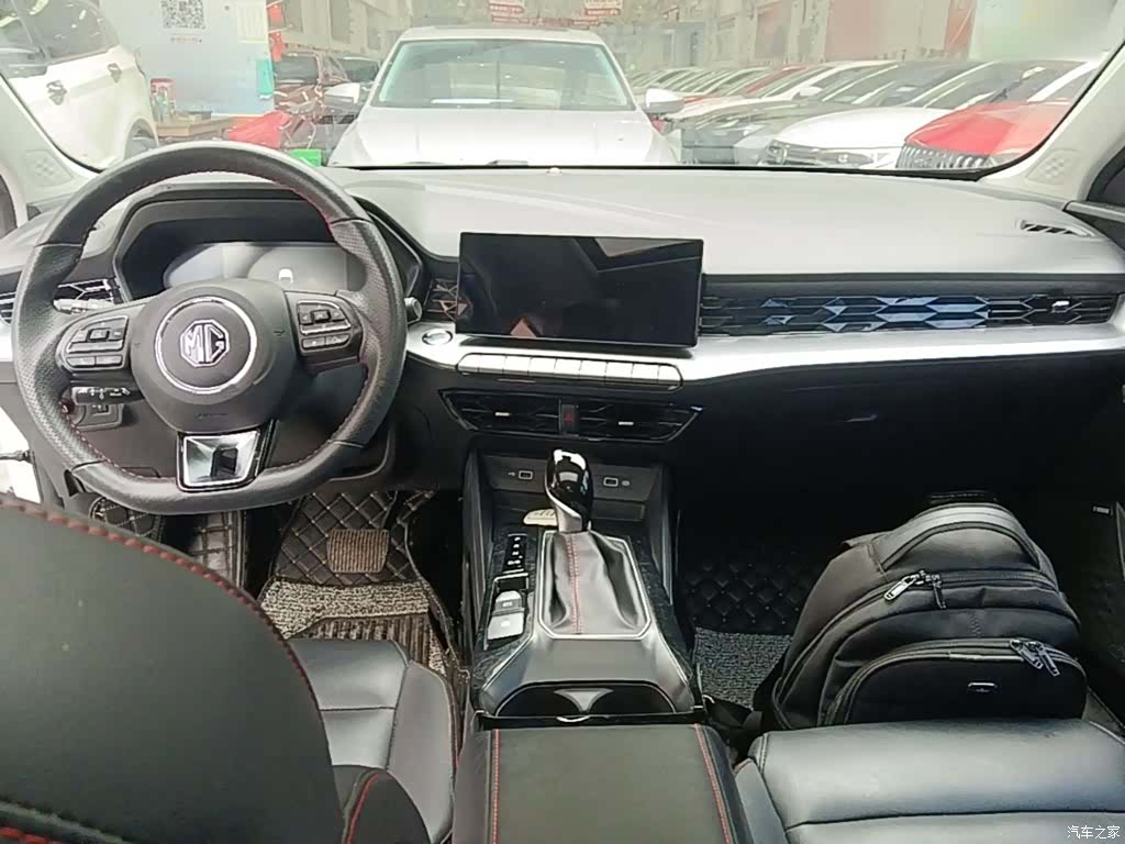 MG MG5, 2023 10