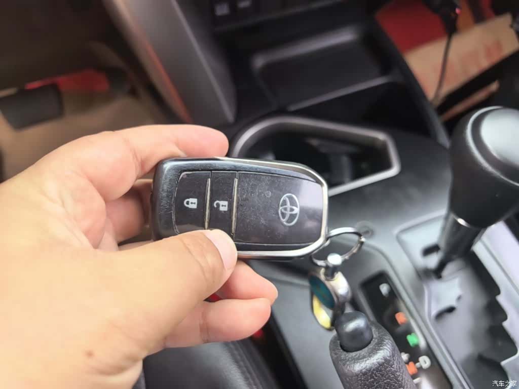 Toyota RAV4, 2018 9