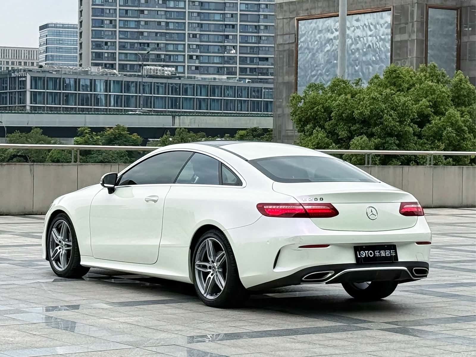 Mercedes-Benz E-Class, 2018 4
