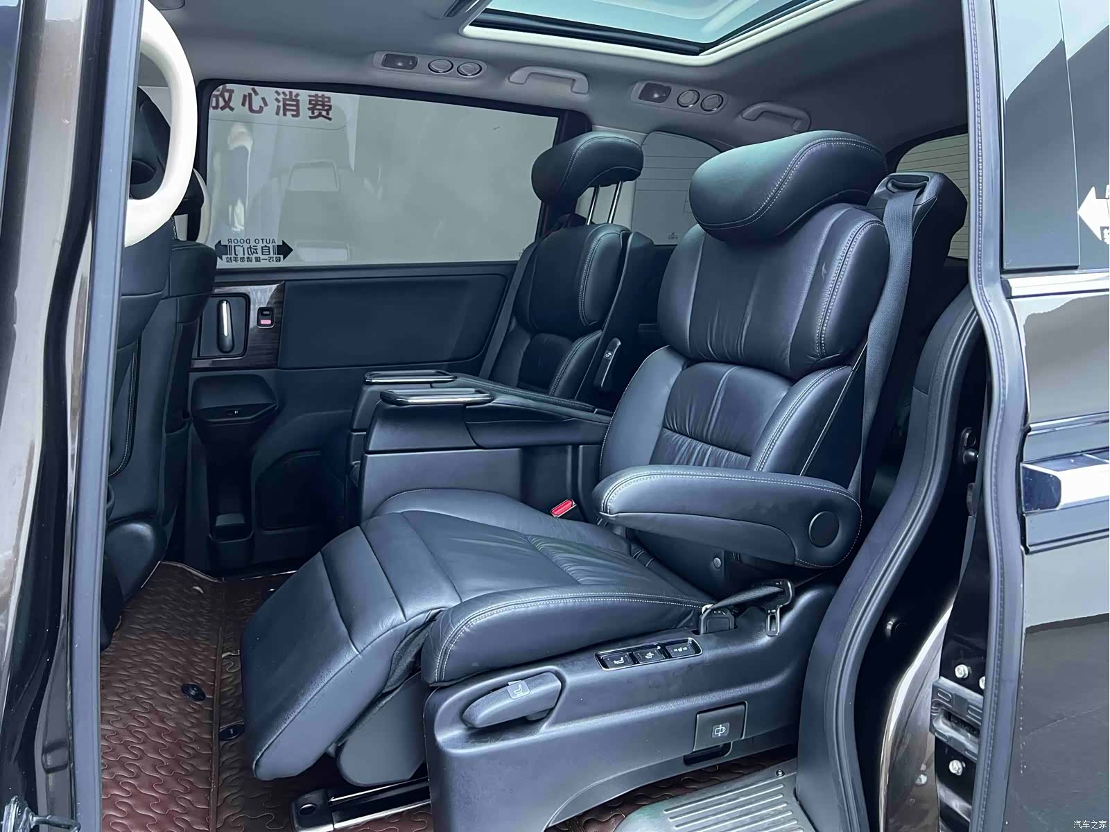 Honda Elysion, 2018 все фото