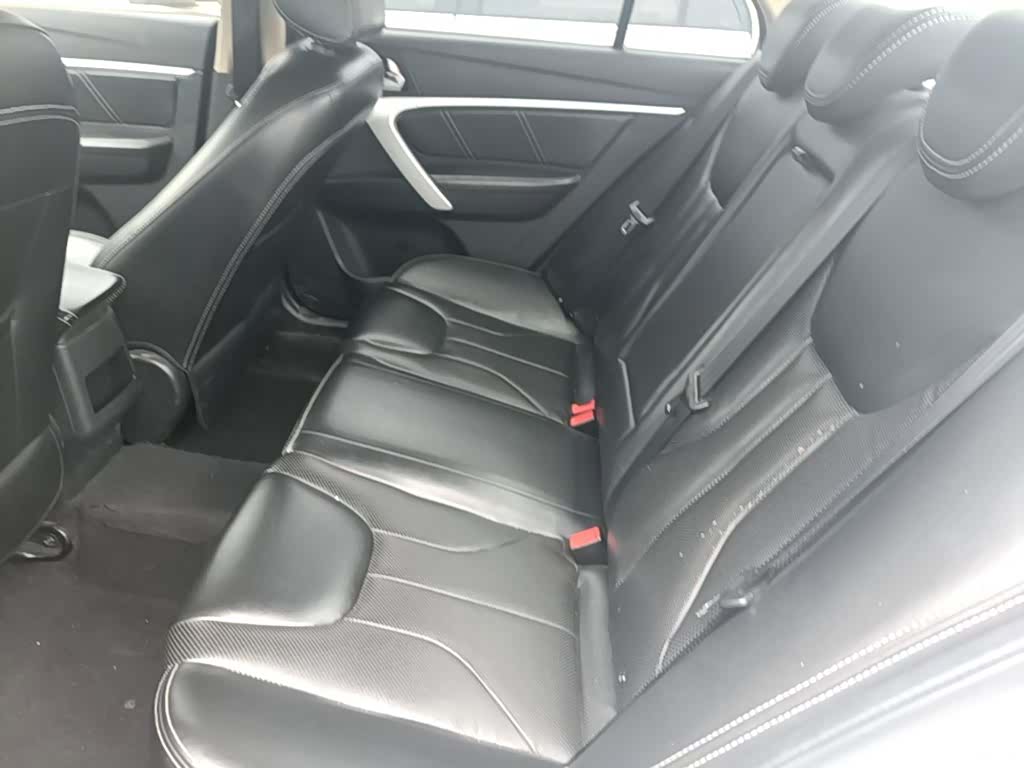Geely Emgrand, 2017 17
