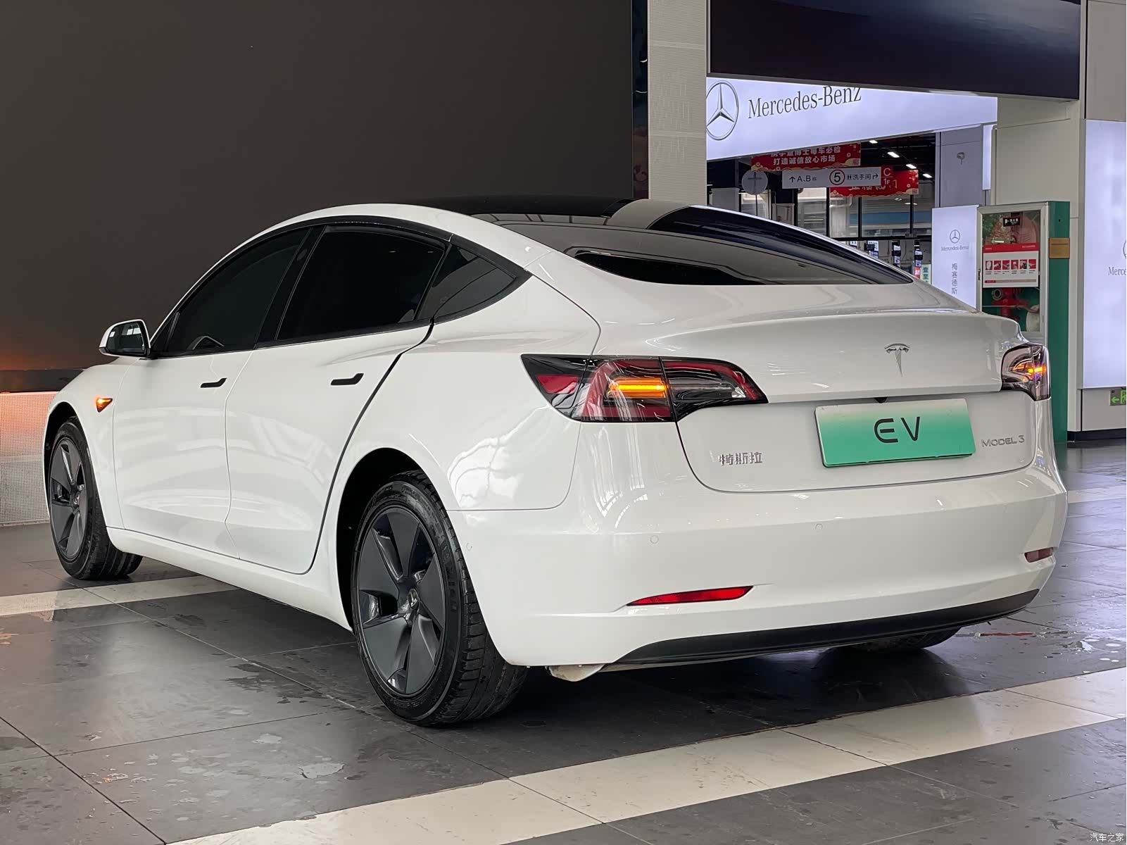 Tesla Model 3, 2022 6
