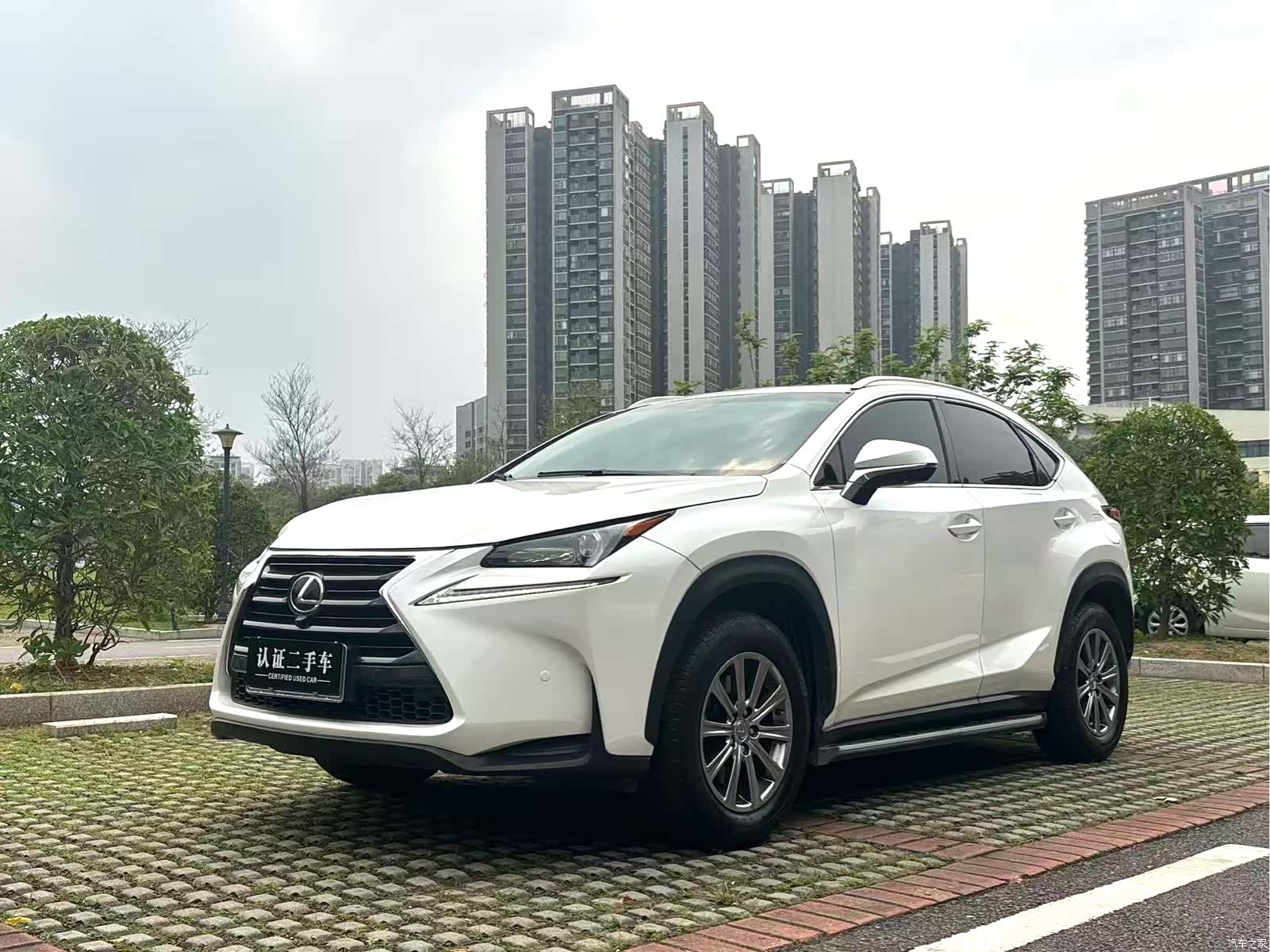 Lexus NX, 2017 2