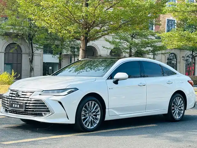 Toyota Avalon 2026 — купить из Китая под заказ