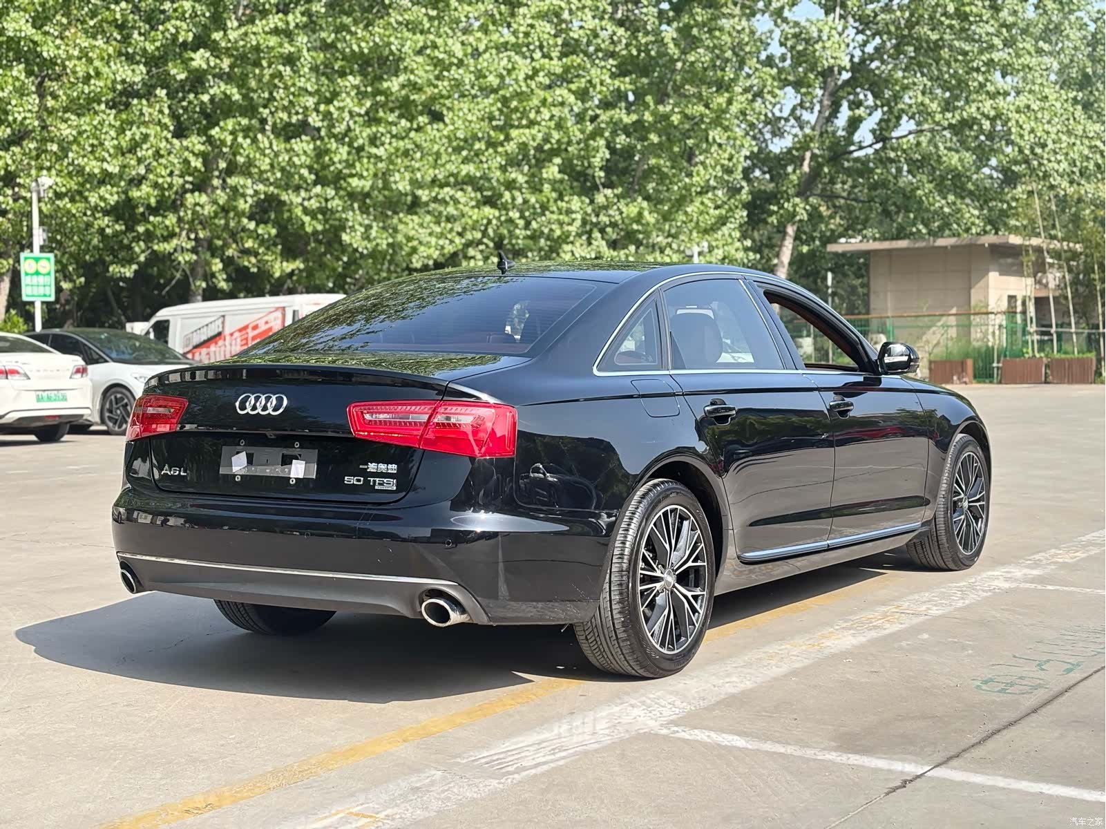 Audi A6L, 2014 19