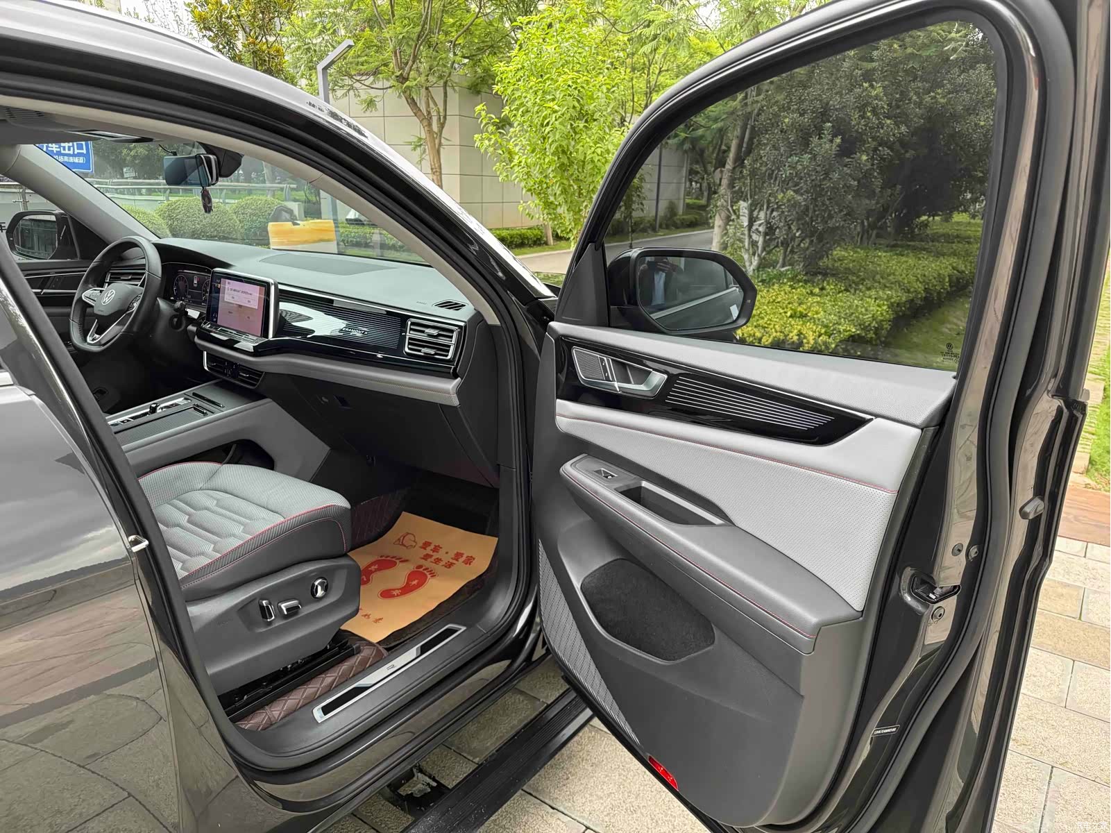Volkswagen Teramont X, 2022 24