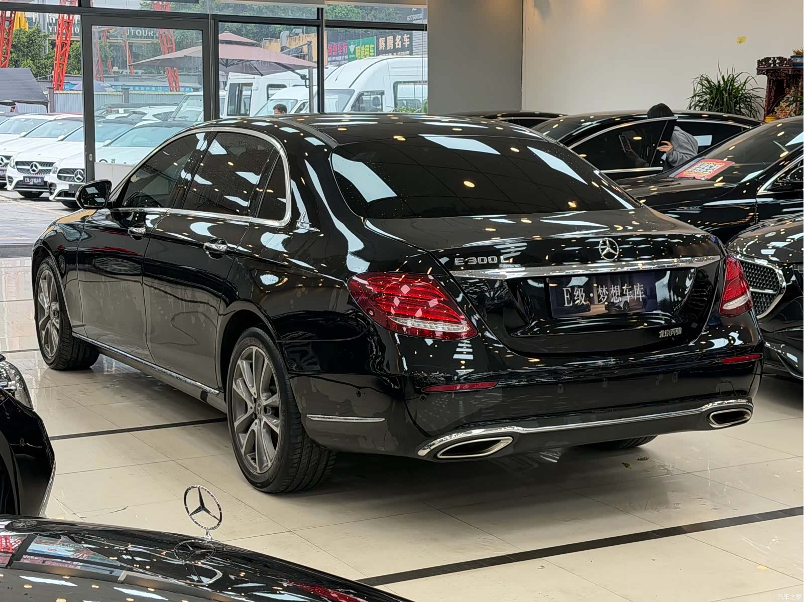 Mercedes-Benz E-Class, 2018 16