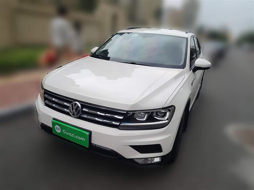 Volkswagen Tiguan L