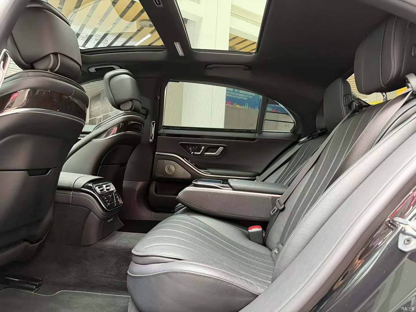 Mercedes-Benz S-Class, 2022 6