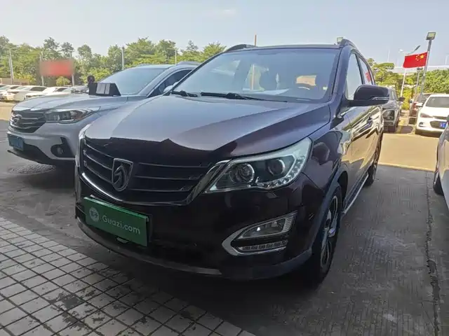 Baojun Baojun 560 2016 — купить из Китая под заказ