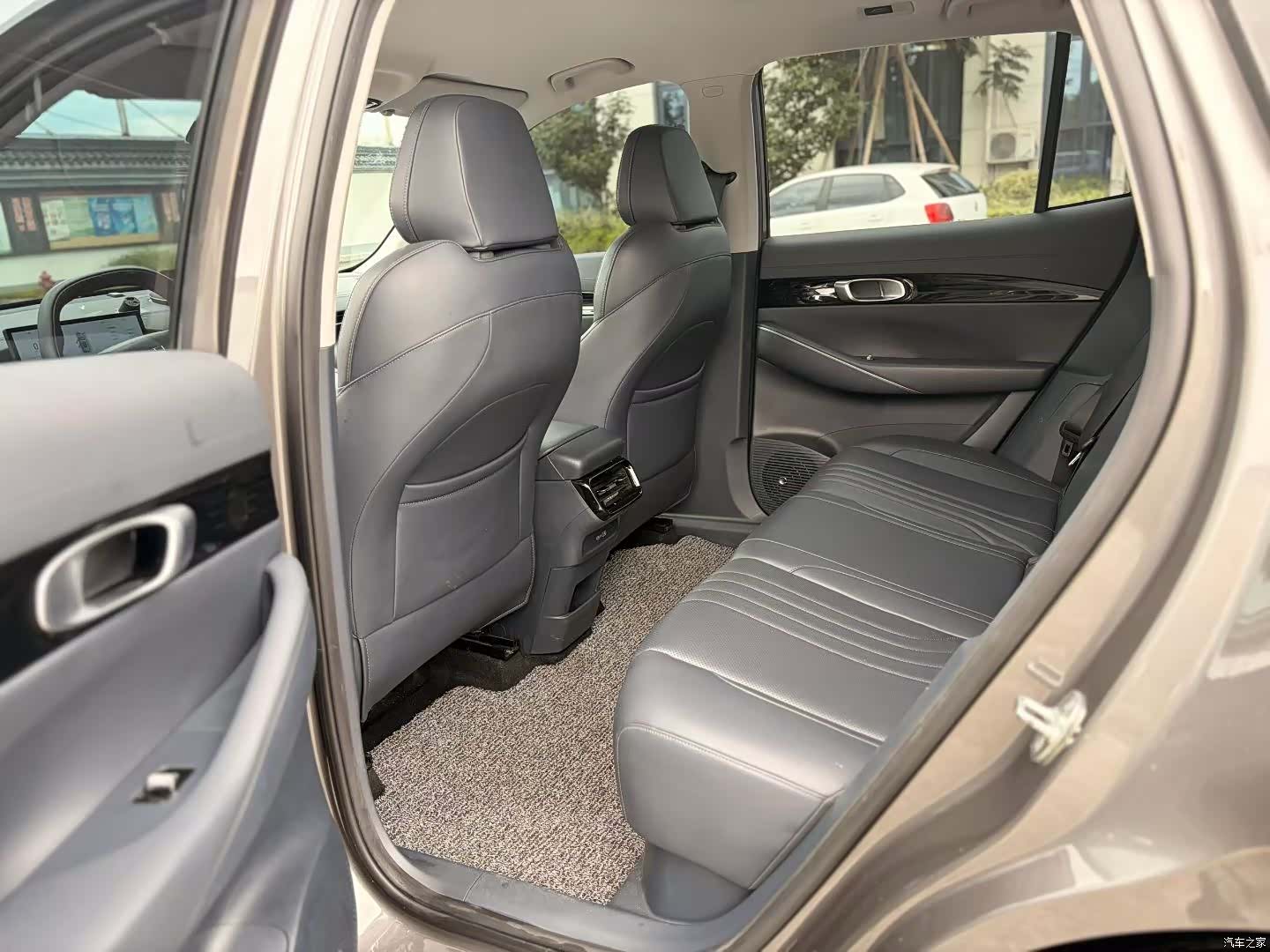 Geely Galaxy E5, 2024 все фото