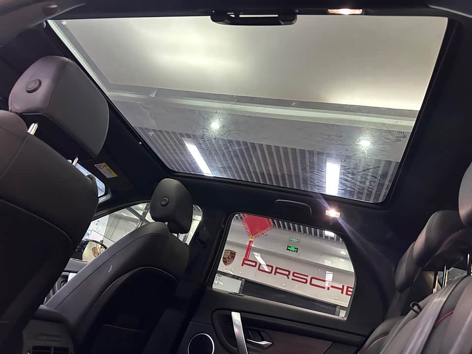 Land Rover Discover sports